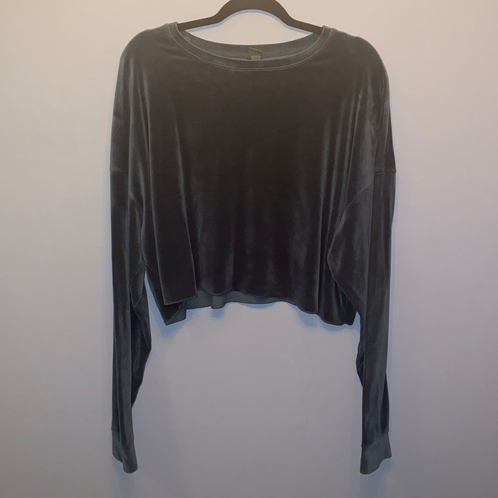 Velvet like green crop top